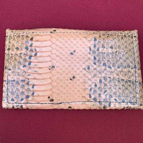 Purse & Wristlet Faux Snakeskin Croc Embossed Leather Line & Label Brooklyn NY - Picture 13 of 16